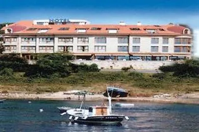 Hotell Faro De San Vicente 3*