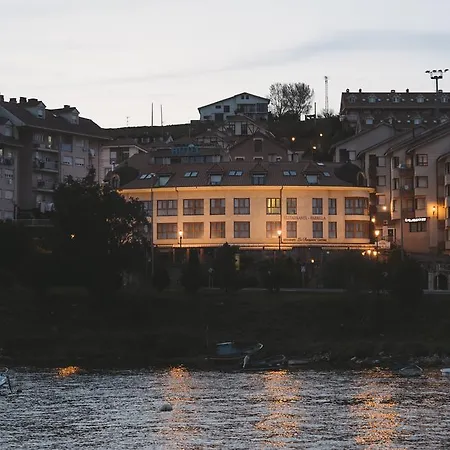 Hotell Faro De San Vicente