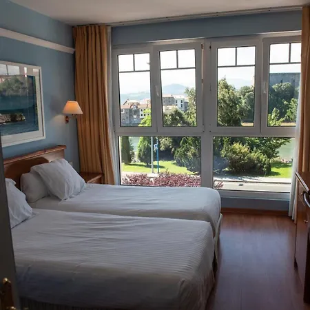 Faro De San Vicente 3* San Vicente De La Barquera