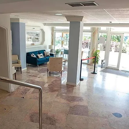 Faro De San Vicente Hotel 3*