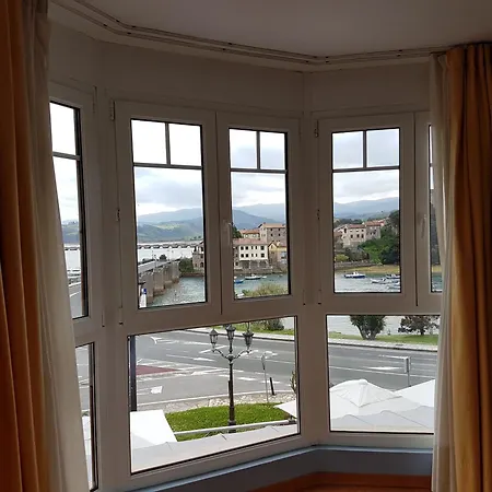 ホテル Faro De San Vicente 3*