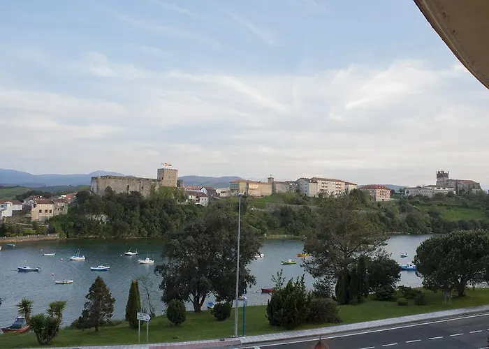 Hotel Faro De San Vicente