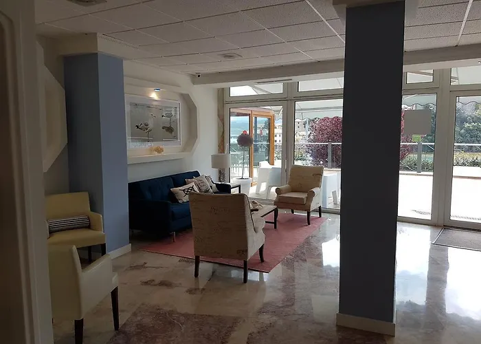 Faro De San Vicente מלון 3*